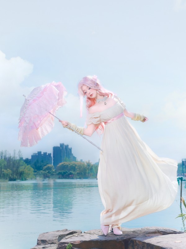 Elegant White Empire Lolita Dress