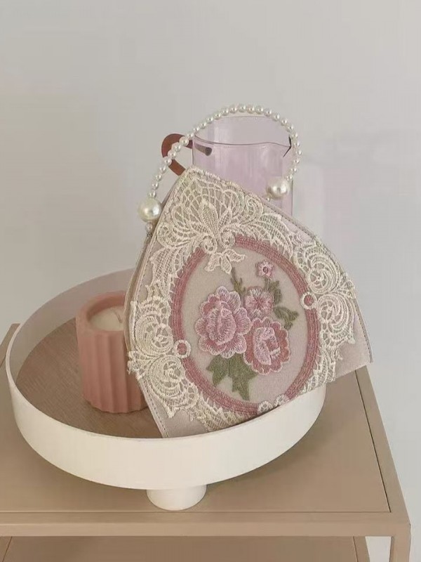 Gentle style crossbody bag embroidered hand-held handbag Gentle style crossbody bag embroidered hand-held handbag