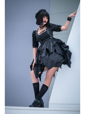 Bound Of Dream Gothic Half Sleeve One-piece