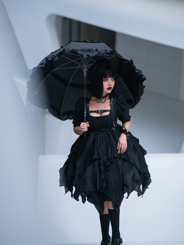 Bound Of Dream Gothic Half Sleeve One-piece