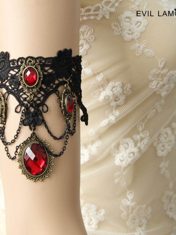 Black Race Red Diamond Armband Black Race Red Diamond Armband