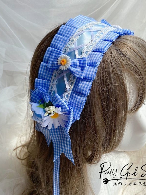Blue Flower KC with Artificial Pearl Chain Blue Flower KC with Artificial Pearl Chain