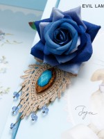 Blue Lace Man-made Crystal Handmade Brooch Blue Lace Man-made Crystal Handmade Brooch