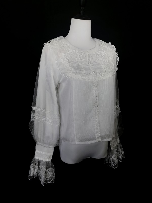 Classic  Lolita lantern sleeves and embroidered neck blouse