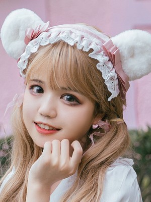 Eieyomi - Bear Bakery KC