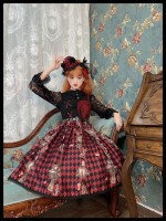 Red Queen Gothic Jumperskirt Red Queen Gothic Jumperskirt