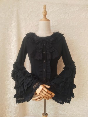 Retro Lace Trumpet Sleeve Blouse