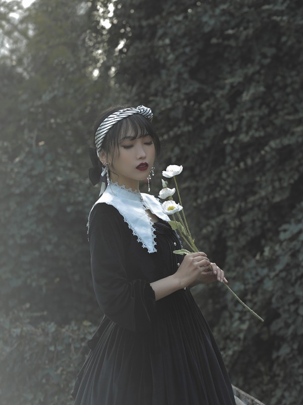 Velvet Nun Detachable Collar One-piece 
