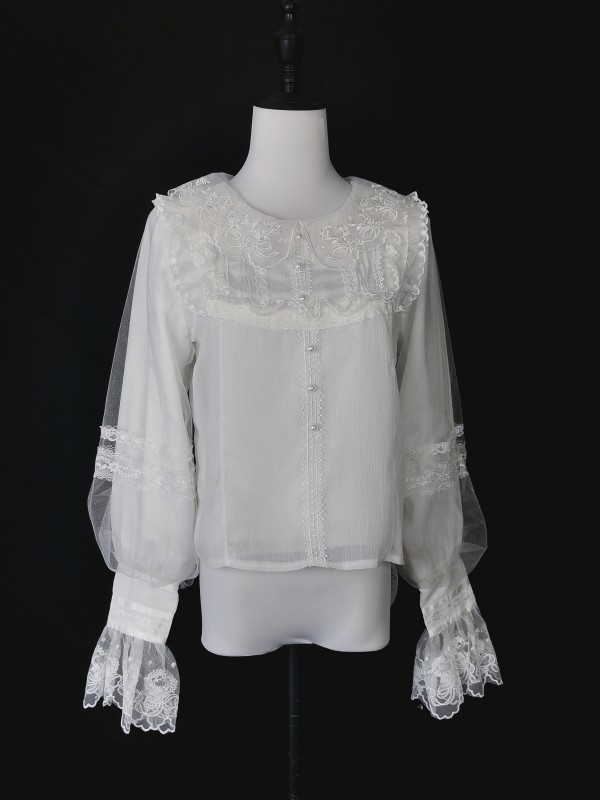 Classic  Lolita lantern sleeves and embroidered neck blouse