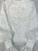 Classic  Lolita lantern sleeves and embroidered neck blouse